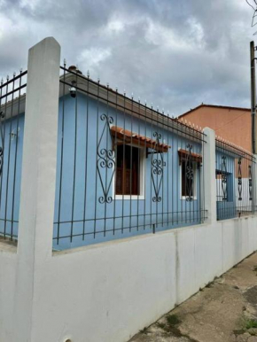 Casa Azul da Bocaina em São José do Barreiro